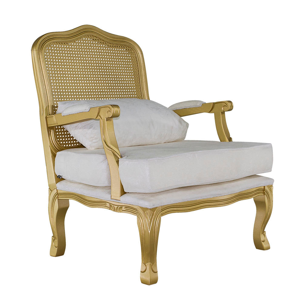 Poltrona King em veludo off white, acabamento dourado e rattan natural